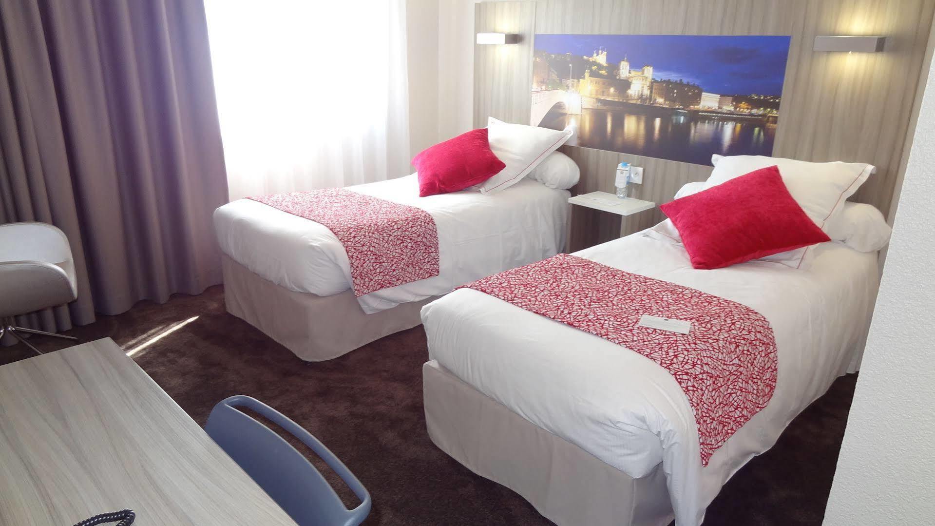 Western Saphir 3* Lyon